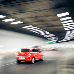 Plakat Wnętrze tunelu z samochodem miejskim, motion blur