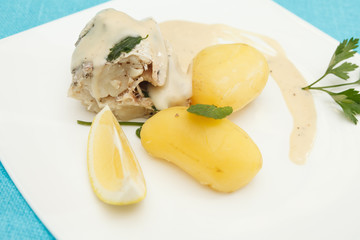 fish with potatoes