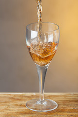 wine pouring3