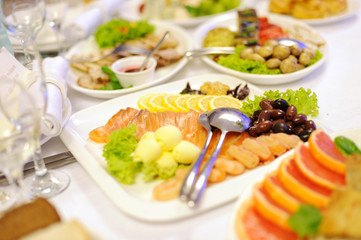 Red Fish Plate