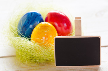 osternest mit tafel