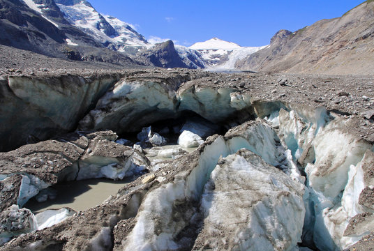 Der Pasterzegletscher am Gro&szlig;glockner in &Ouml;sterreich