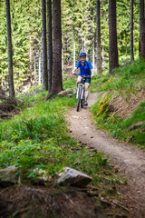 Naklejka premium Healthy lifestyle - teenage girl cycling