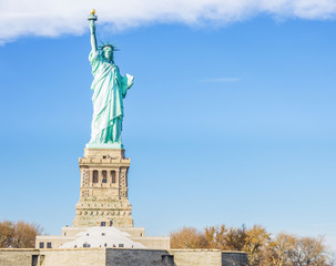 Fototapeta na wymiar View of Statue of Liberty