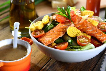 Grilled salmon with salad