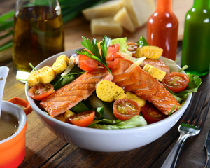 Grilled salmon and salad