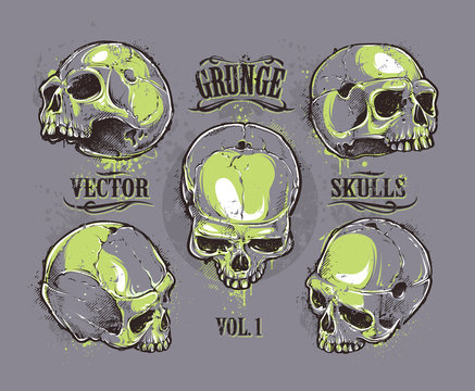 Grunge skulls vector set
