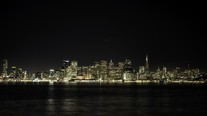 Fototapeta na wymiar San Francisco Night Skyline