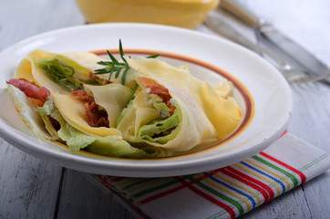 Herzhafte Crepes, Bacon, Ziegenkäse