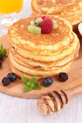 pancakes stack and berry