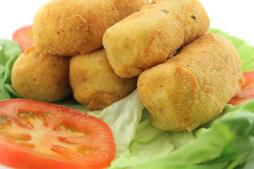 Potato croquettes and letucce
