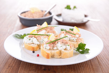 canape with tuna and cheese