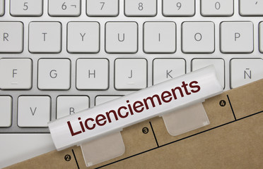 Licenciements. Clavier