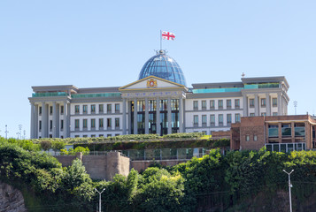 Fototapeta na wymiar Pałac prezydencki w Tbilisi, Gruzji