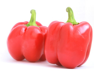 два красных перца