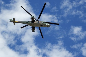 war helicopter