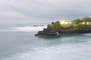 Fototapeta premium The Tanah Lot Temple, the most important indu temple of Bali, In