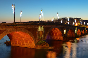 Pont-Neuf de nuit à Toulouse