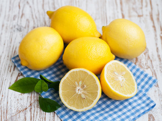 Fototapeta na wymiar Lemons
