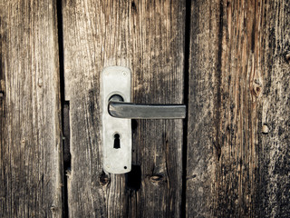 alte hölzerne Tür 22, Detail Türgriff