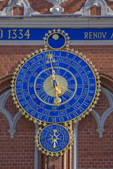 Astronomische Uhr am Schwarzhäupterhaus, Riga