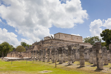 Fototapeta na wymiar Temple of the Warriors near Chichen-Itza. A Mayan ruin, in the Y