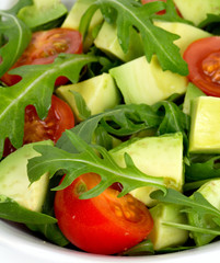 rugula avocado and tomato salad