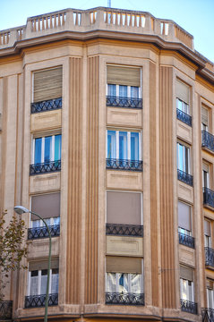 Madrid, urbanismo, inmueble con chafl&aacute;n, casas madrile&ntilde;as