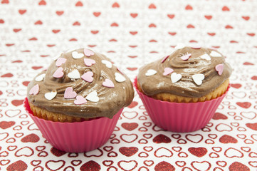cupcakes with hearts