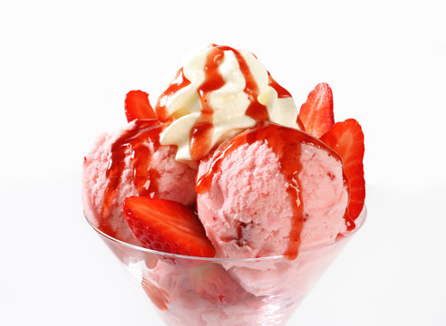 Strawberry Ice Cream Sundae