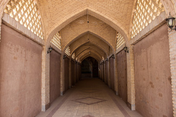 Obraz premium Archway in desert town Naein in Iran