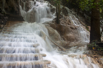 Obraz premium Stairs at Tat Kuang Si waterfall in Laos