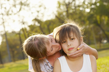 Portrait mum with daughter c