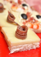 Piscolabis de anchoa y queso