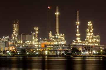 Fototapeta na wymiar Refinery plant