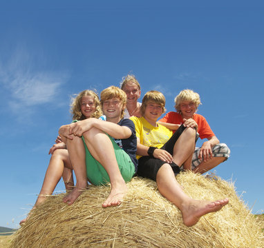 Happy Kids in der Natur