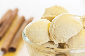Home made cinnamon ice cream with cinnamon