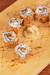 Fototapeta na wymiar sesame sushi rolls