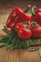 Tomatoes, bell pepper and dill