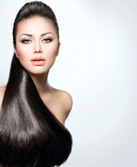 Fashion Model Girl with Long Healthy Straight Hair