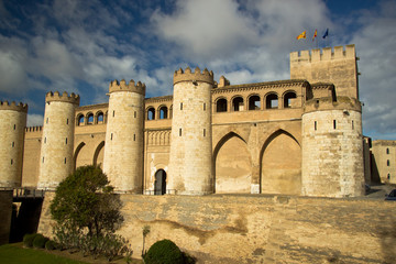 Obraz premium beautiful Aljaferia Palace in Zaragoza, Spain