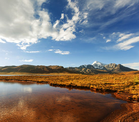 Fototapeta na wymiar Góry w Boliwii