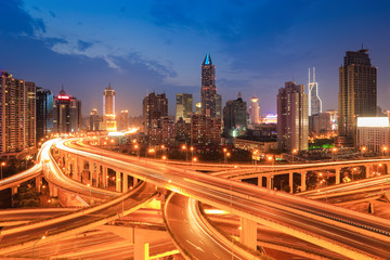 Obraz na płótnie Canvas shanghai traffic at night