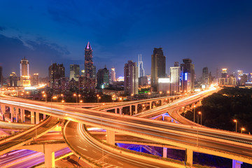 Fototapeta na wymiar city highway traffic in nightfall