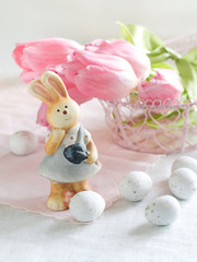 Fototapeta na wymiar Easter bunny and egg