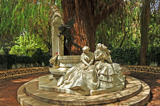 Maria Luisa Park in Seville, Glorieta de Becquer, Spain