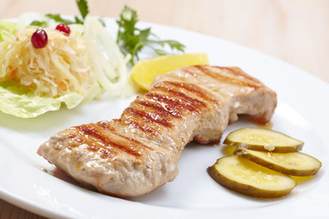 steak with cabbage salad