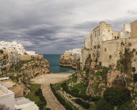 polignano a mare bay