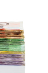 many different euro bills