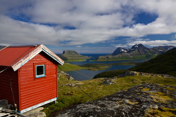 Fototapeta na wymiar Red hut on Lofoten islands